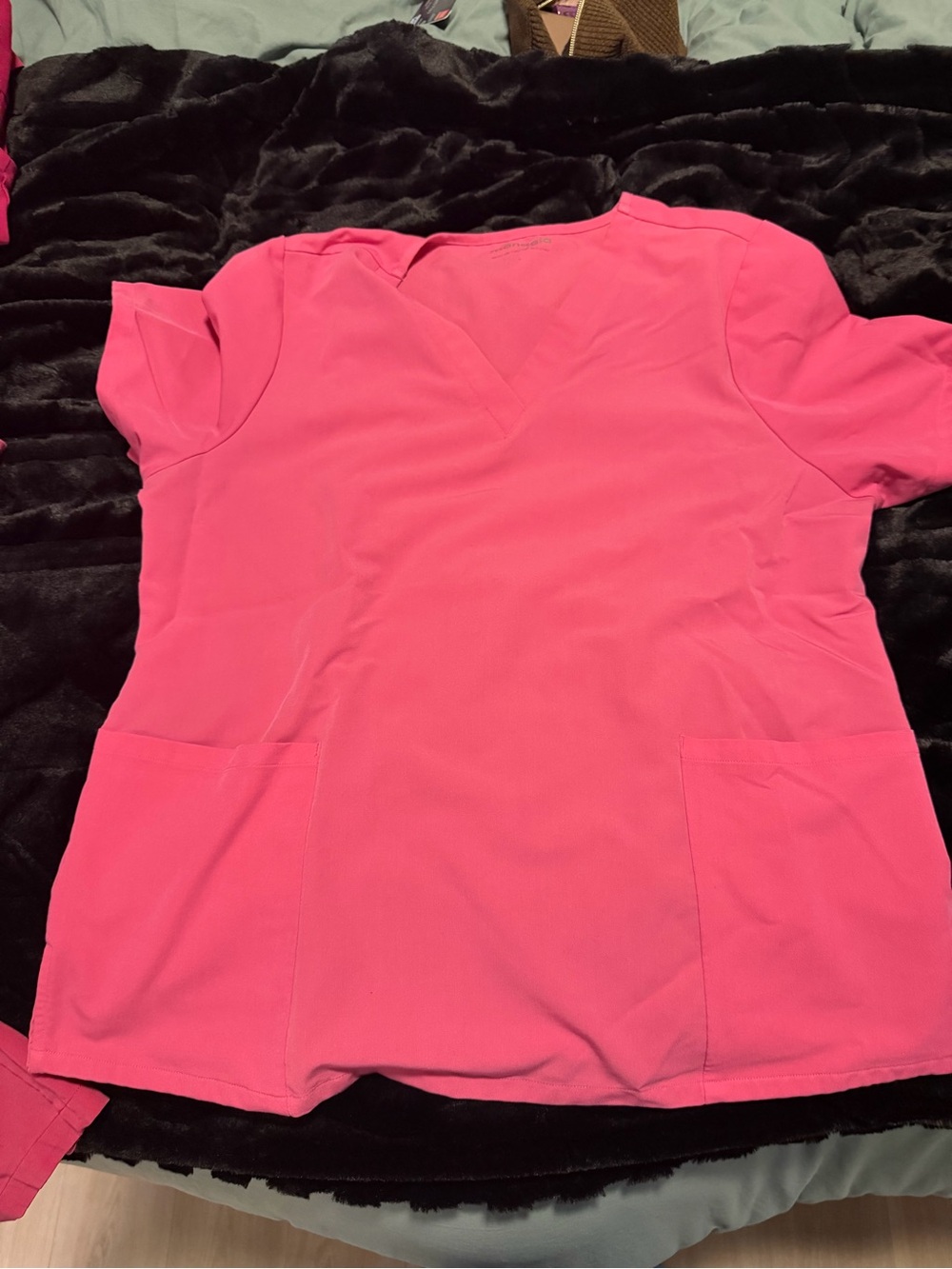 Women's V-Neck Short Sleeve Medical Top - Bright Pink